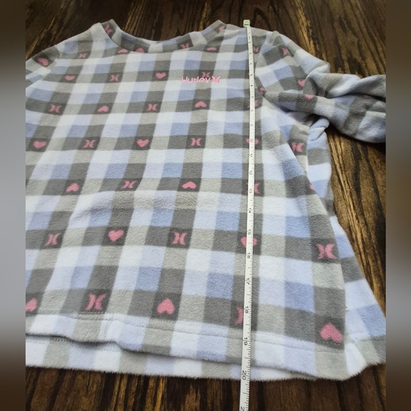 Hurley Plaid Pajama Set - Picture 10 of 13